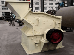 <b>河卵石制砂機有哪些特點</b>